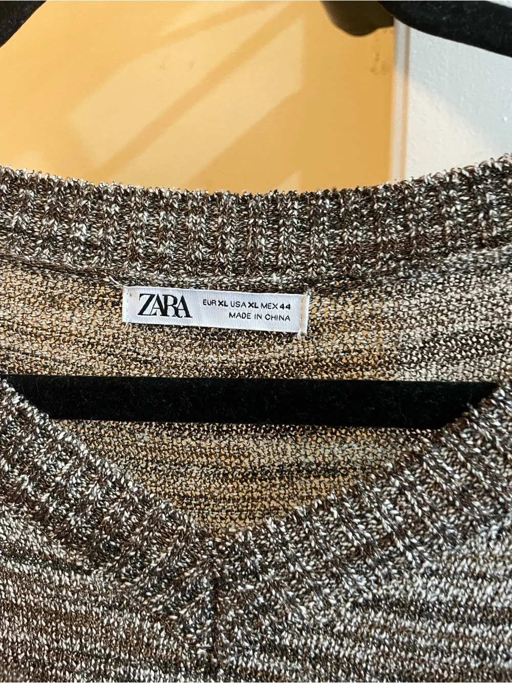 Zara Marled Knit V-Neck Vest in Black and Cream - Picture 2 of 4